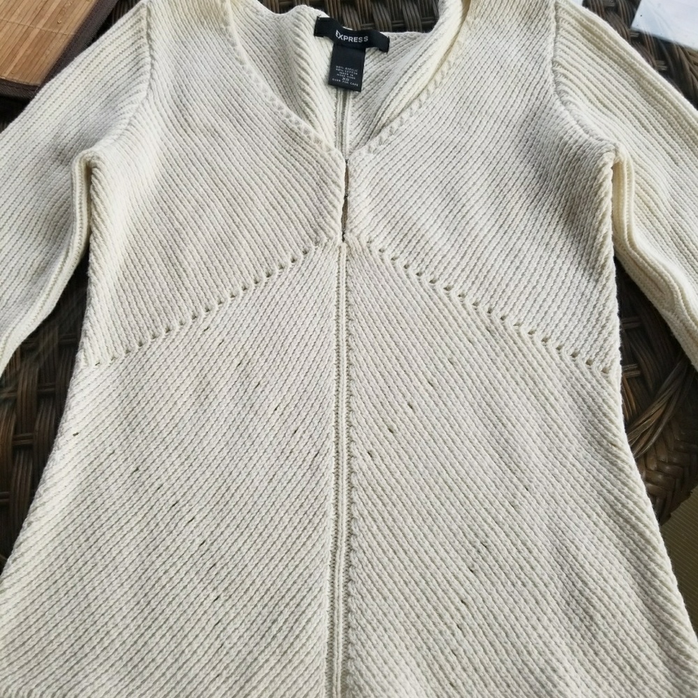 EXPRESS sweater - Picture 2 of 4